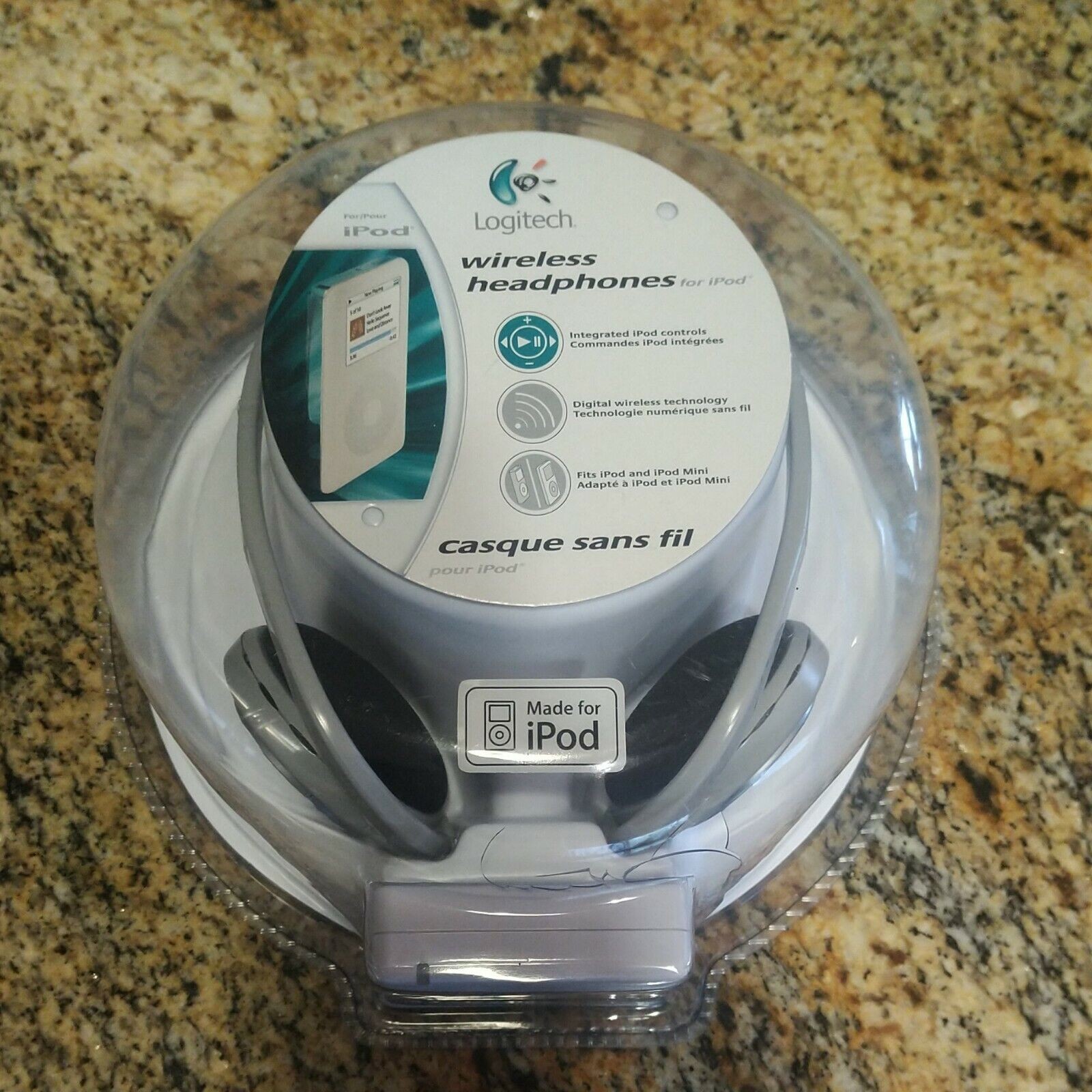 Logitech Wireless Headphones for the iPod – Model 980397-0403 – Sealed