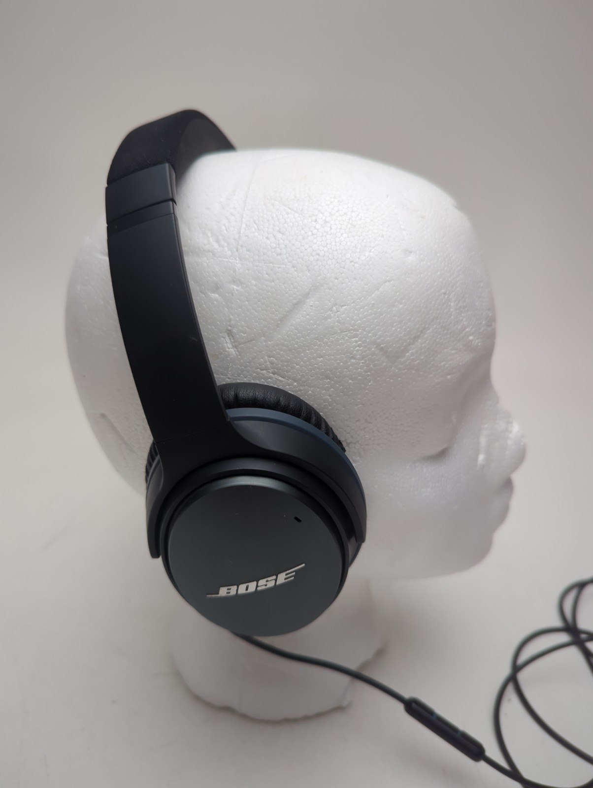 Bose QuietComfort 25 Acoustic Noise Cancelling Headphones READ