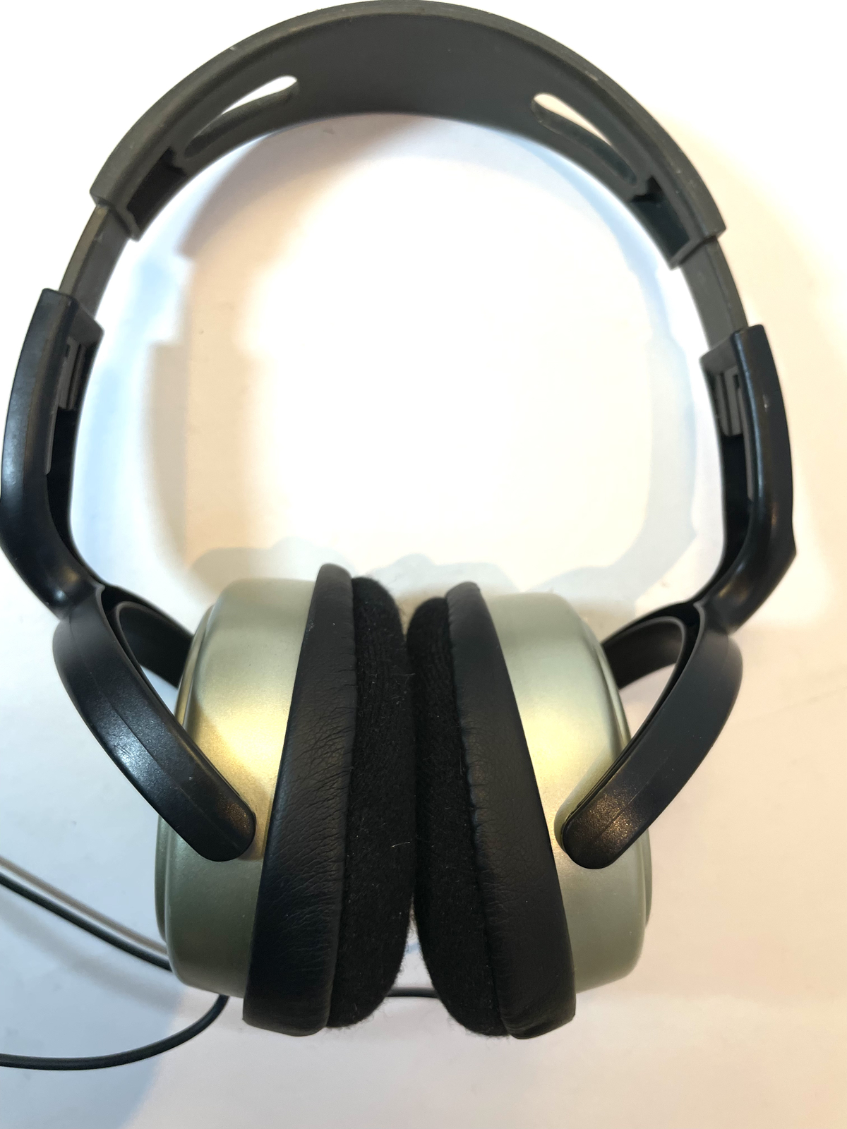 Philips SBC HP250 Dynamic Stereo 32 Ohm 3.5mm Wired Over-Ear Headphones Tested
