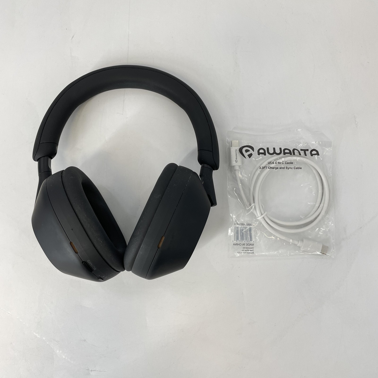 Sony WH-1000XM5 Headphones Black w/ Charger – Excellent Condition