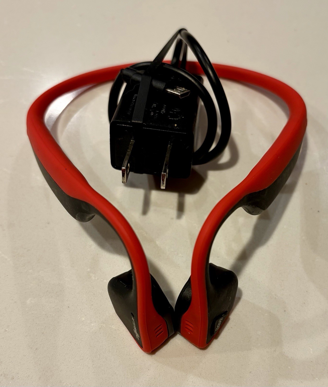 Aftershokz Trekz Titanium Bone Conduction Wireless Headphones RED AS600 Tested