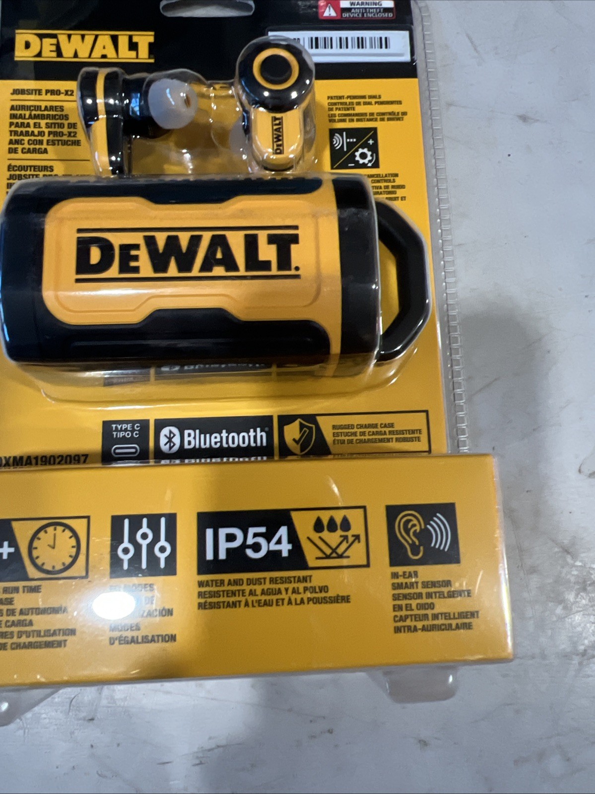 DEWALT Jobsite Pro X2 ANC True Wireless Bluetooth Earbuds IP54, 190 2097 DW2