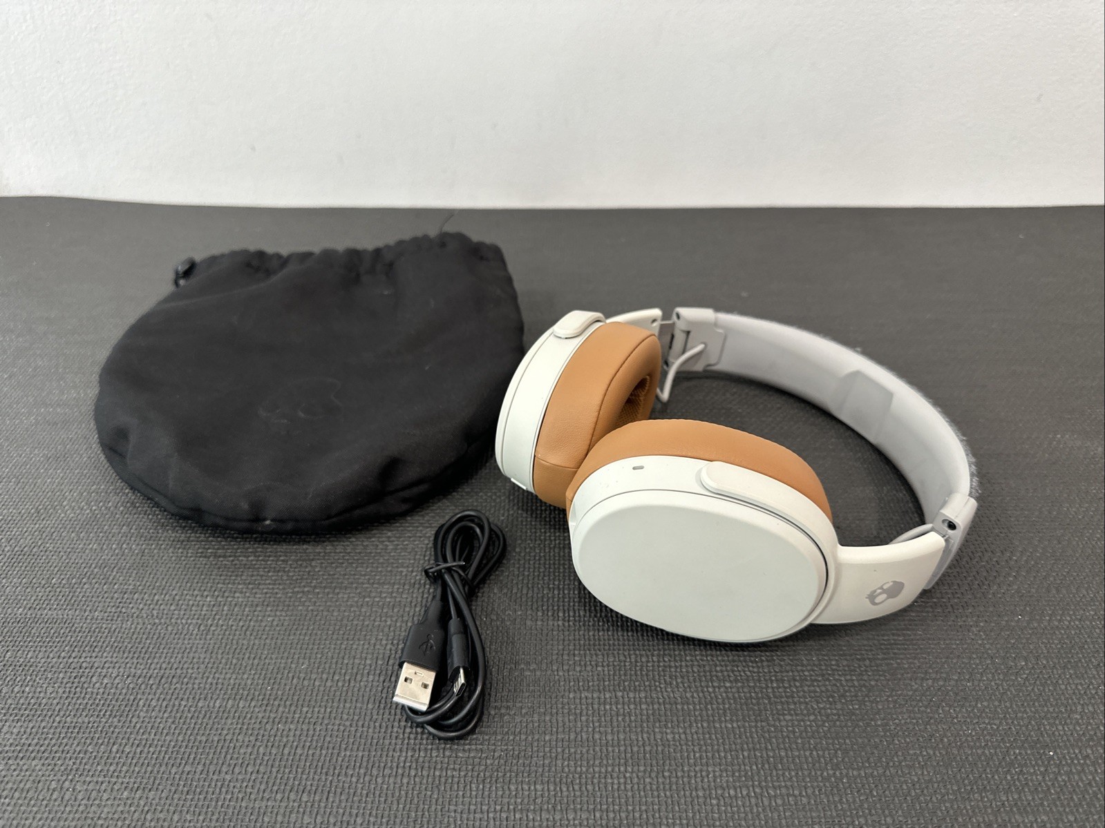 Skullcandy Crusher Wireless Over-Ear Headphone Gray/Tan S6CRW