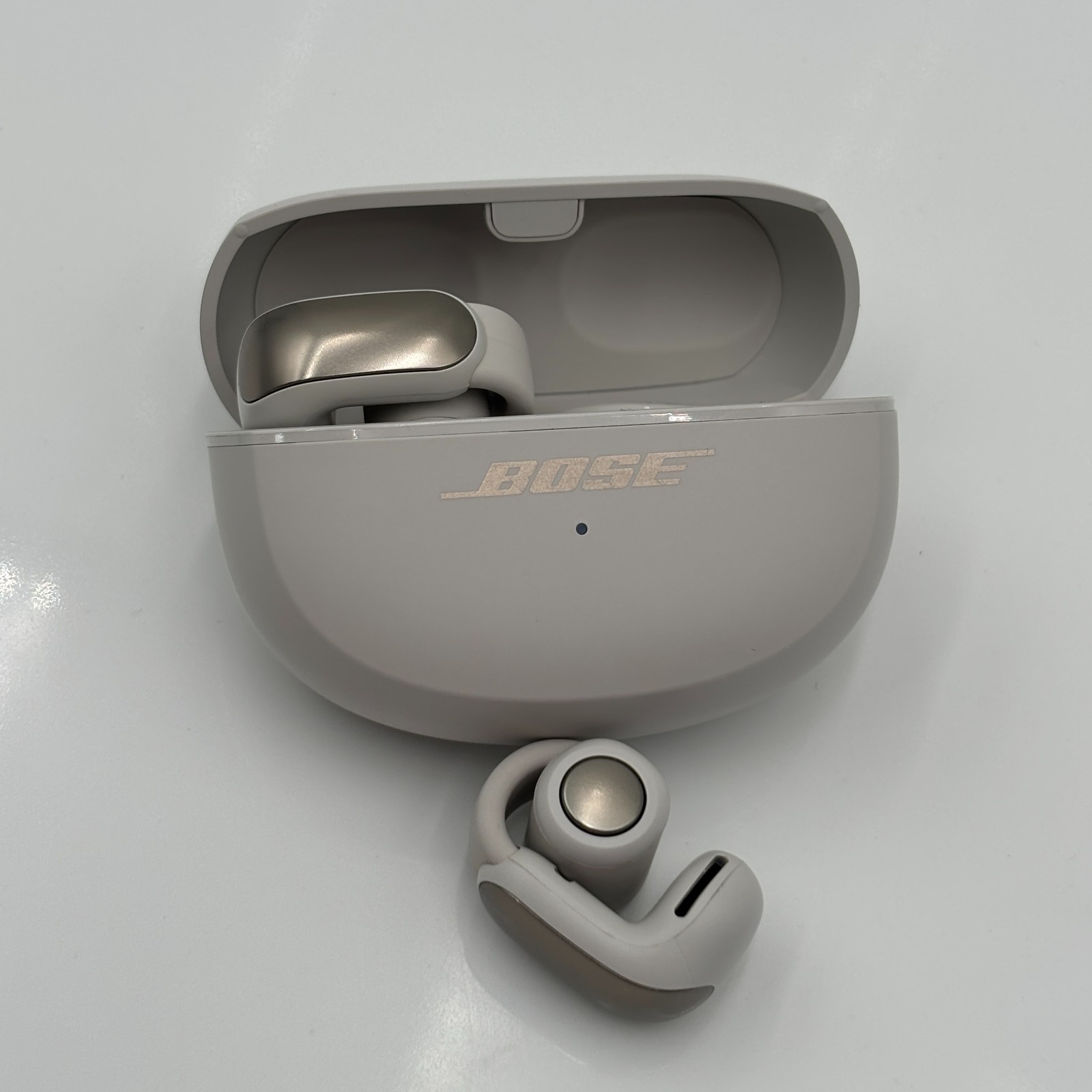 Bose Ultra Open-Ear True Wireless Bluetooth Earbuds White Smoke Good Condition