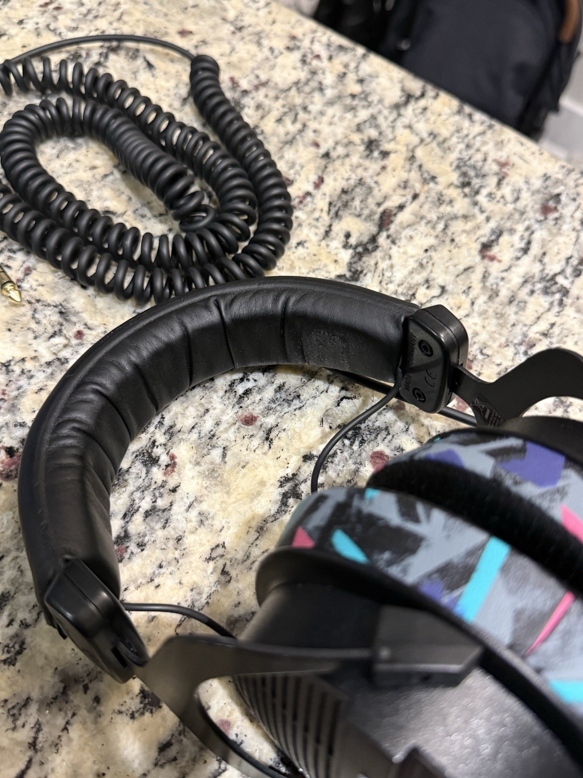 beyerdynamic DT 990 PRO 250 Ohm Wired Over-Ear Coiled Cable Headphones Black