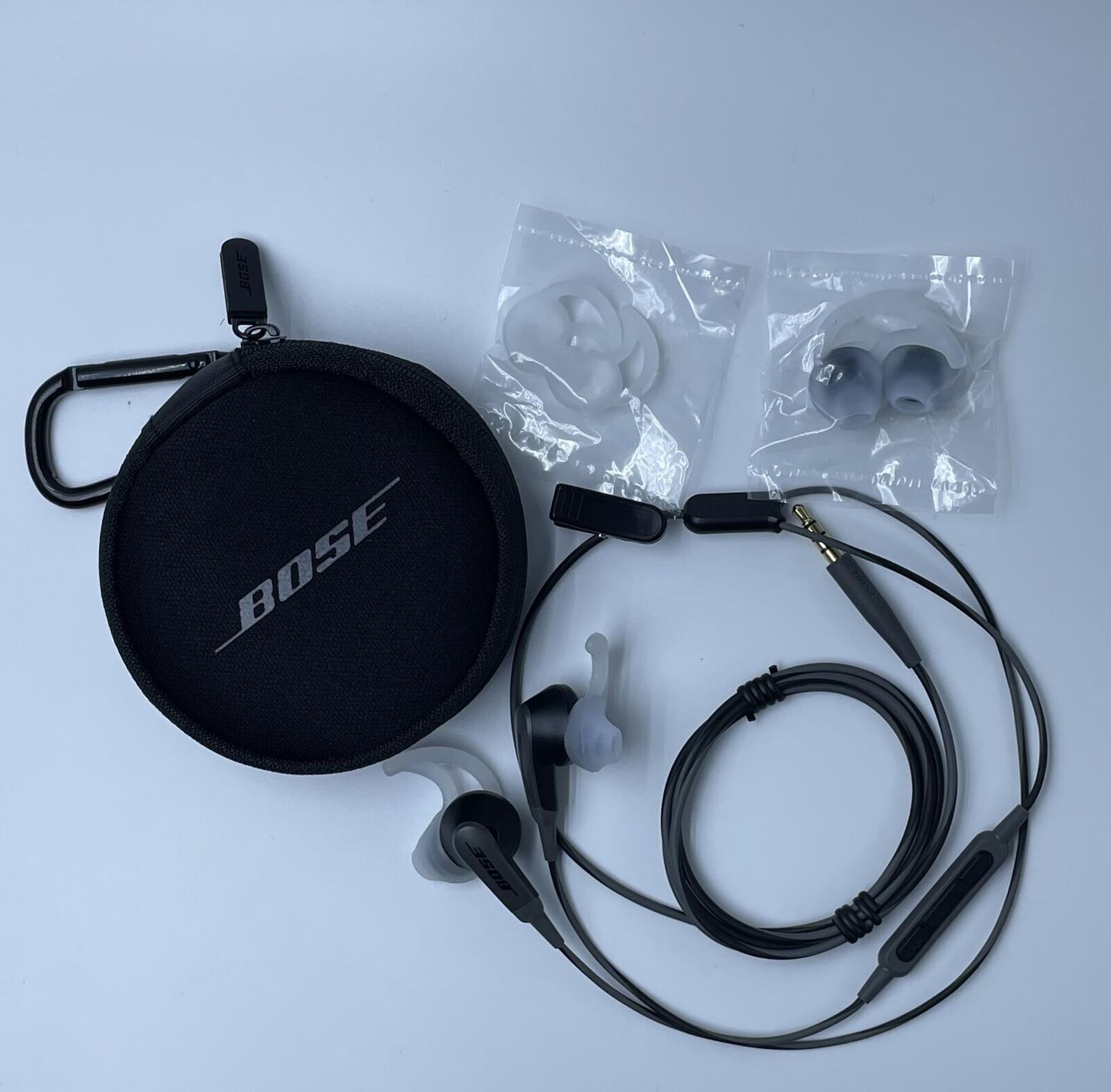 Bose SoundSport Wired 3.5mm Jack Earbuds In-ear Headphones Charcoal-Black
