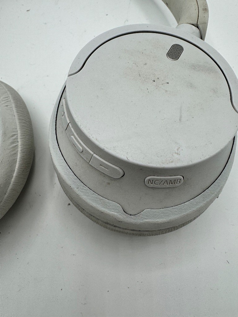 Sony WH-CH720N Wireless Noise Canceling Headphones White Bluetooth