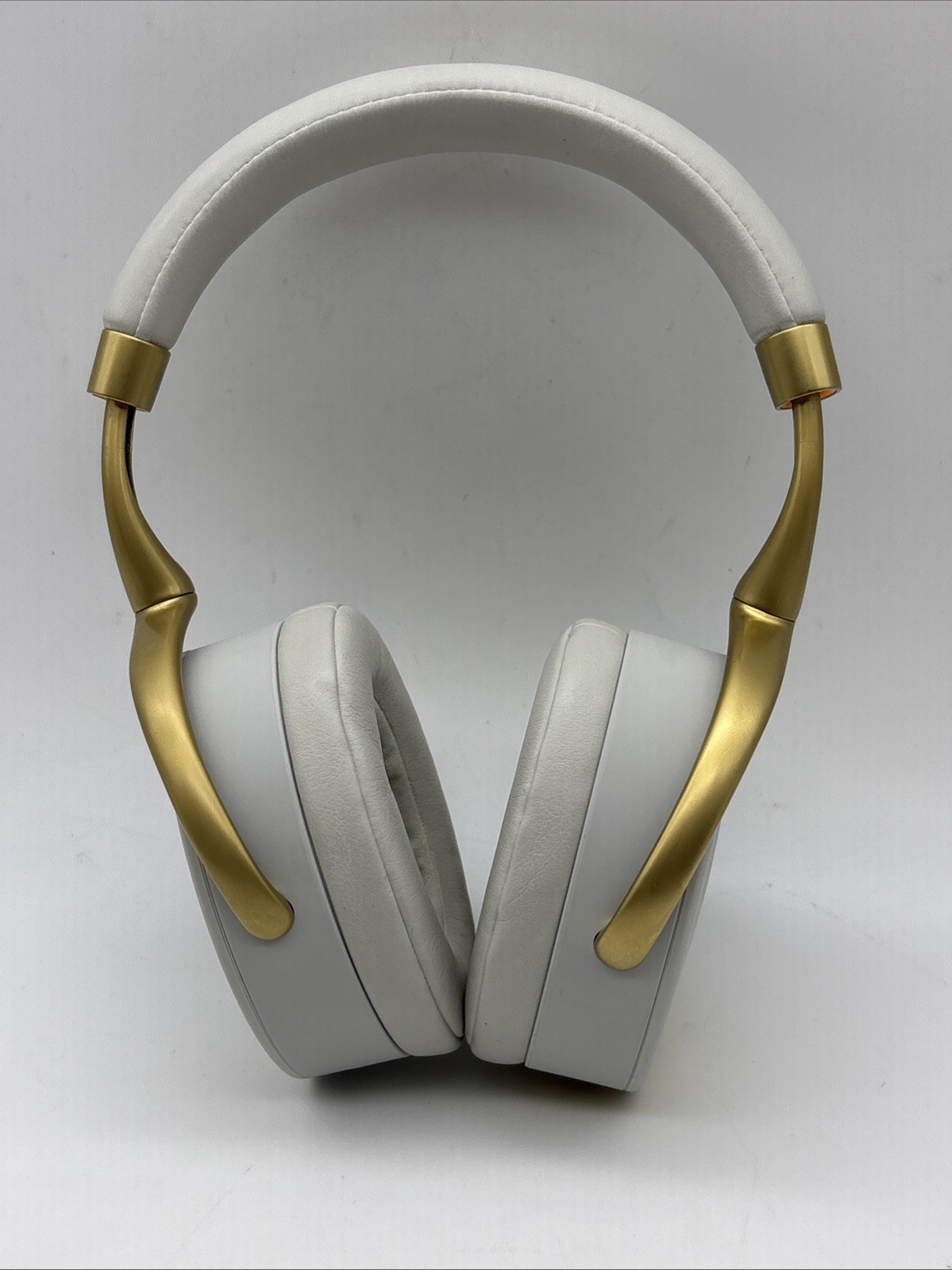 Parrot Zik Wireless Noise Cancelation Bluetooth Headphones – WHITE – YELLOW GOLD