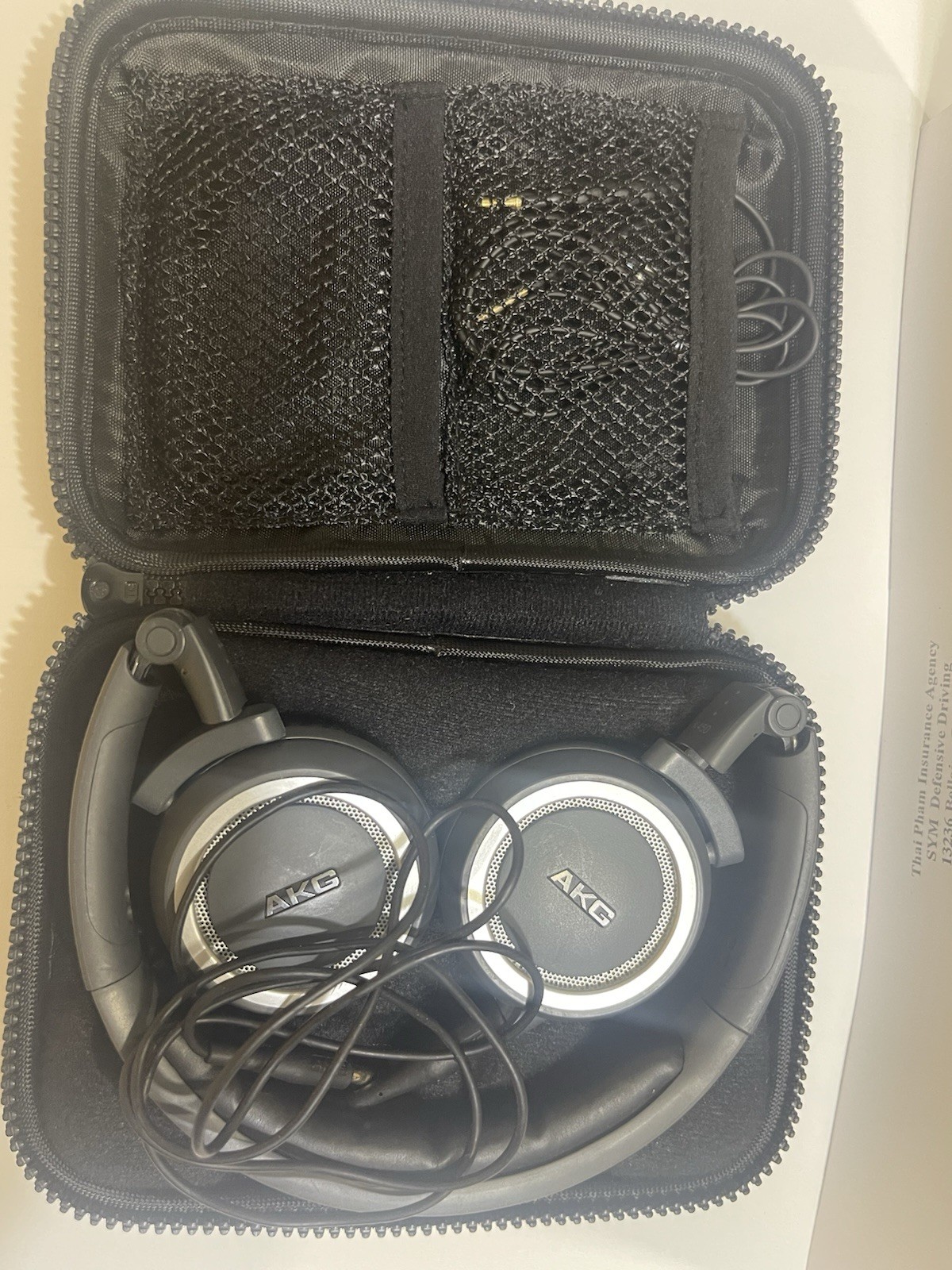 AKG K450 HiFi Headphones – with additional cables