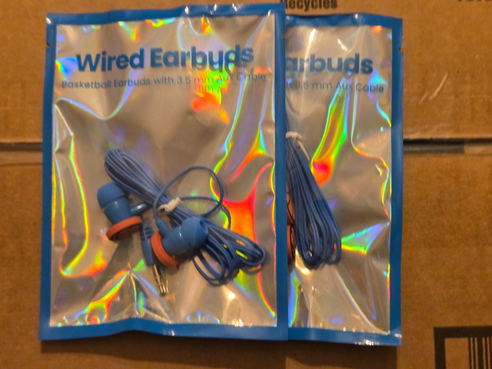 2 Wired Earbuds Basketball Earbuds Blue Cable With 35 mm Aux New