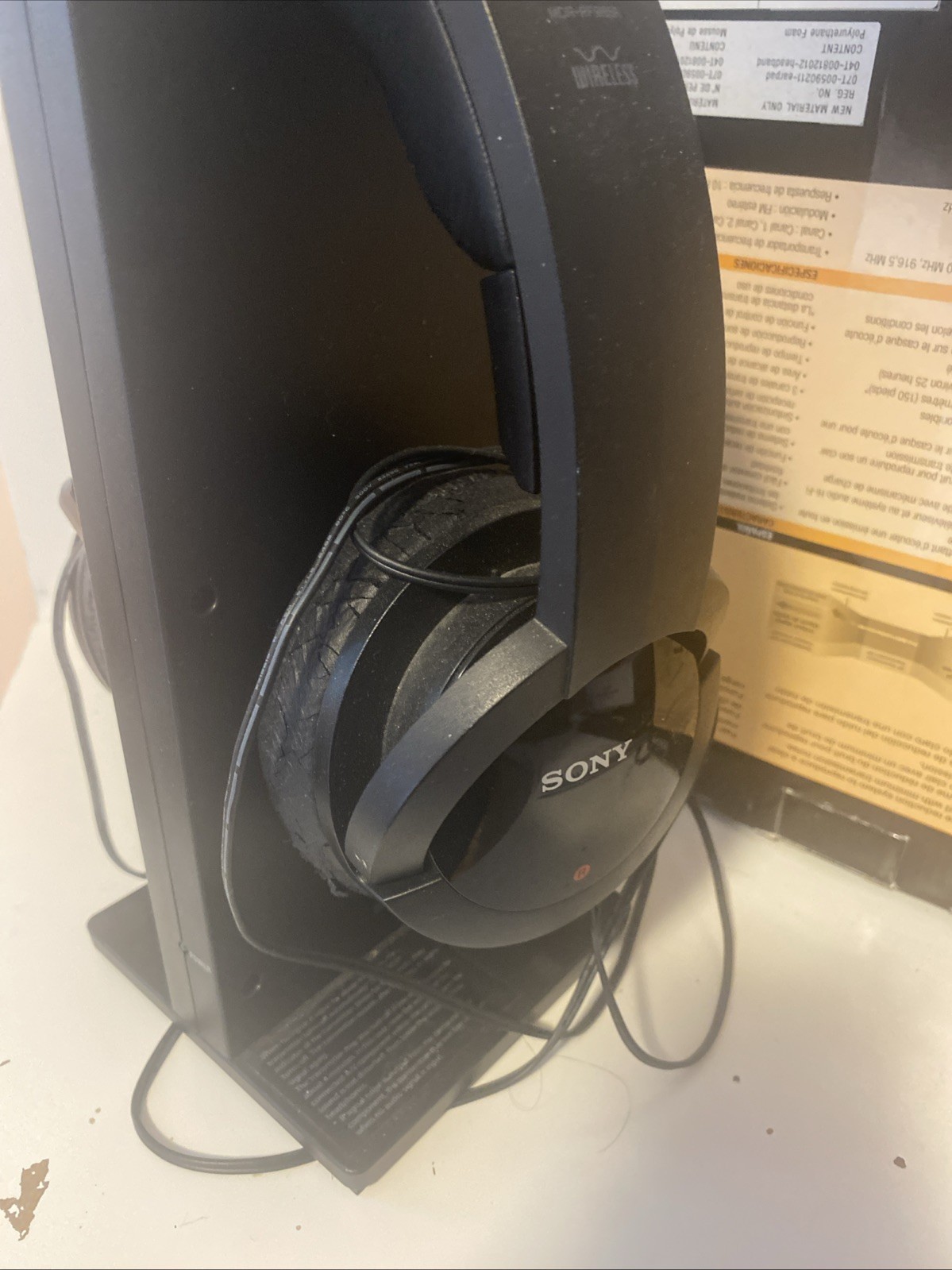 Sony MDRRF985RK Wireless RF Headphones, Black MDR-RF985RK