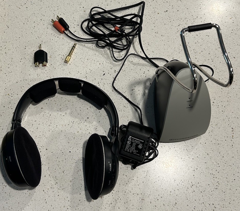 Sennheiser RS 120 Headband Wireless Headphones – Black Pre owned In Box