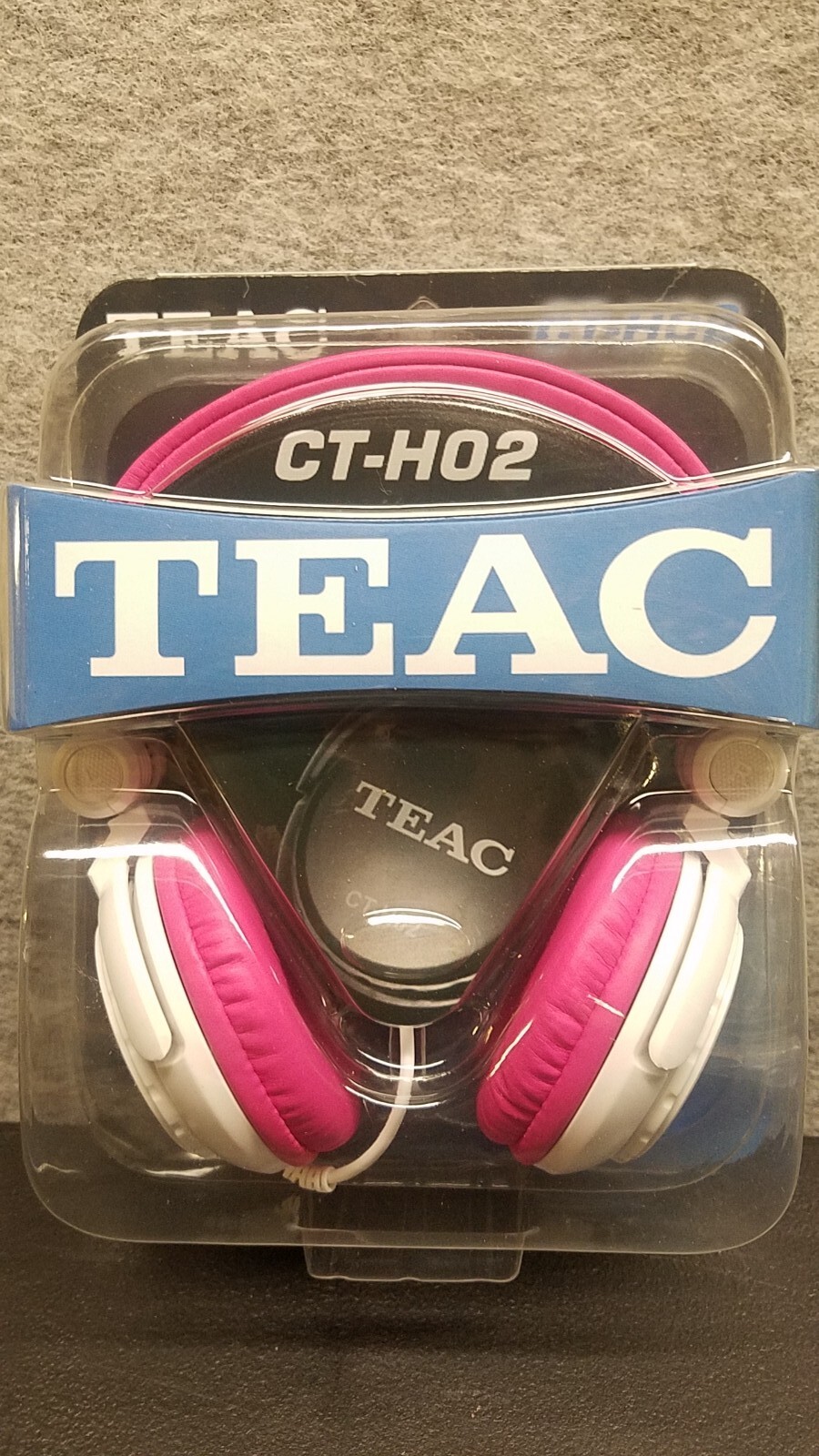 Teac CT-H02 Pro Headphones Over Ear Foldable 1/4″ & 1/8″ Plug 9.8ft Cable NIB