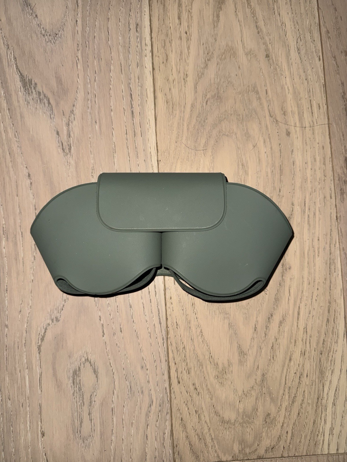 Apple AirPods Max Wireless Over-Ear Headphones Green