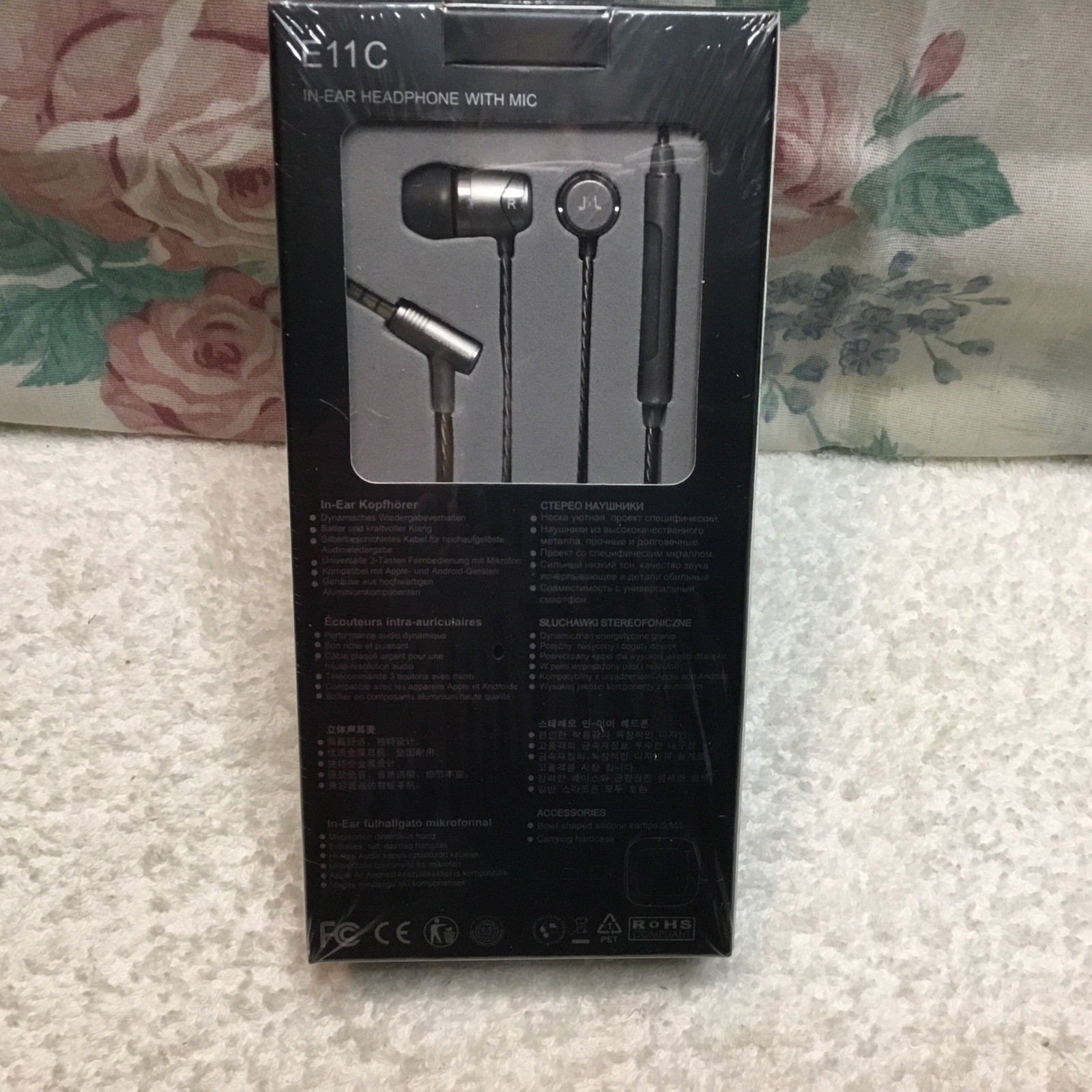 SoundMAGIC E11C In Ear Isolating Earphones with Mic For all smartphones