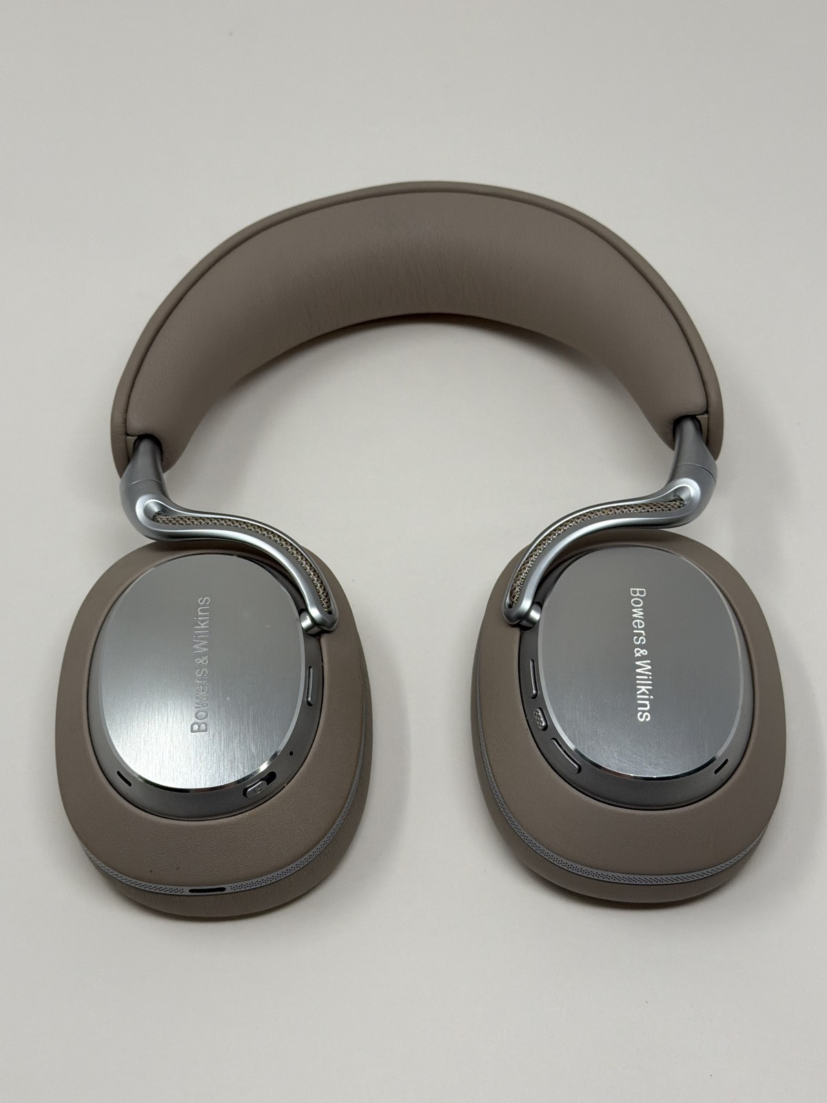 Bowers & Wilkins PX8 S2 Noise Cancelling Wireless Headphones WarmStone Excellent