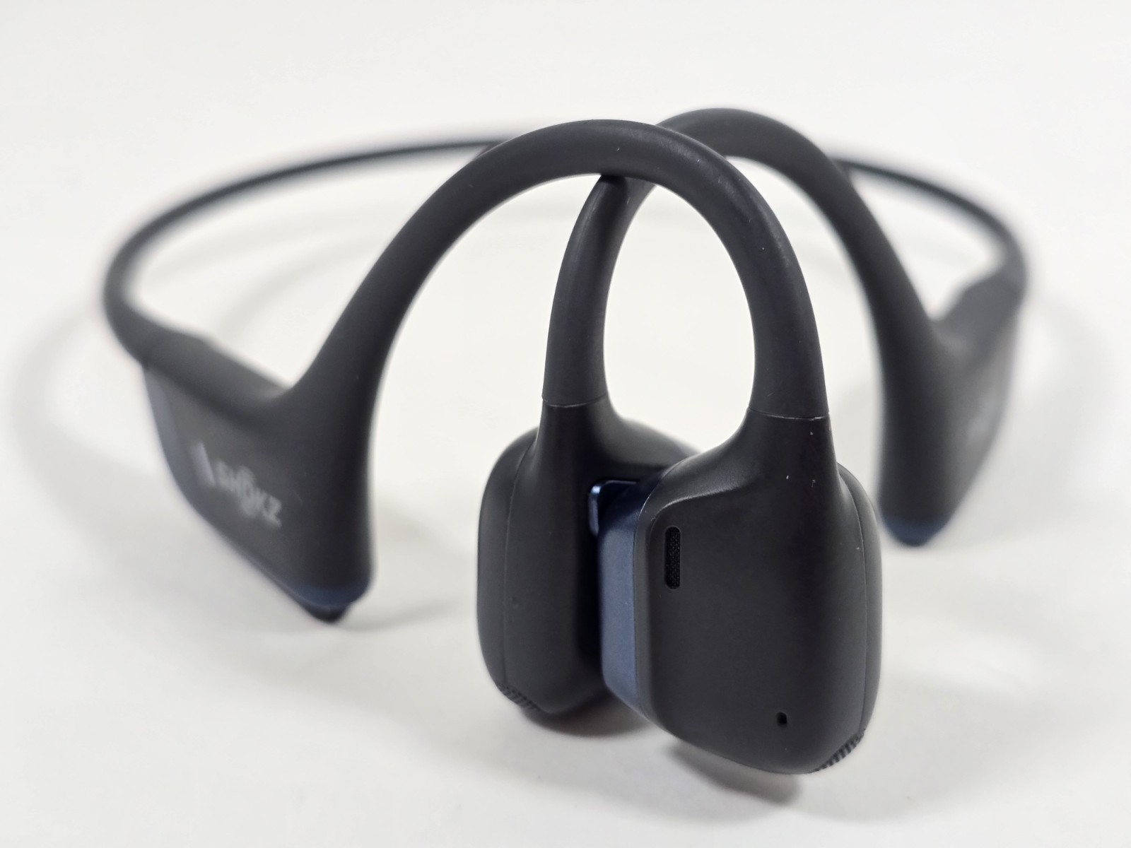 Shokz OpenRun Pro 2 Wireless Bone Conduction Headphones S820 FOR PARTS READ