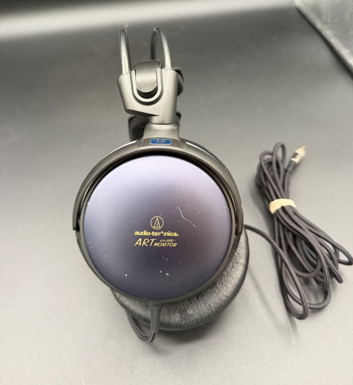 Audio-Technica ATH-A900 Art Monitor Closed-Back Headphones Japan Great Sound