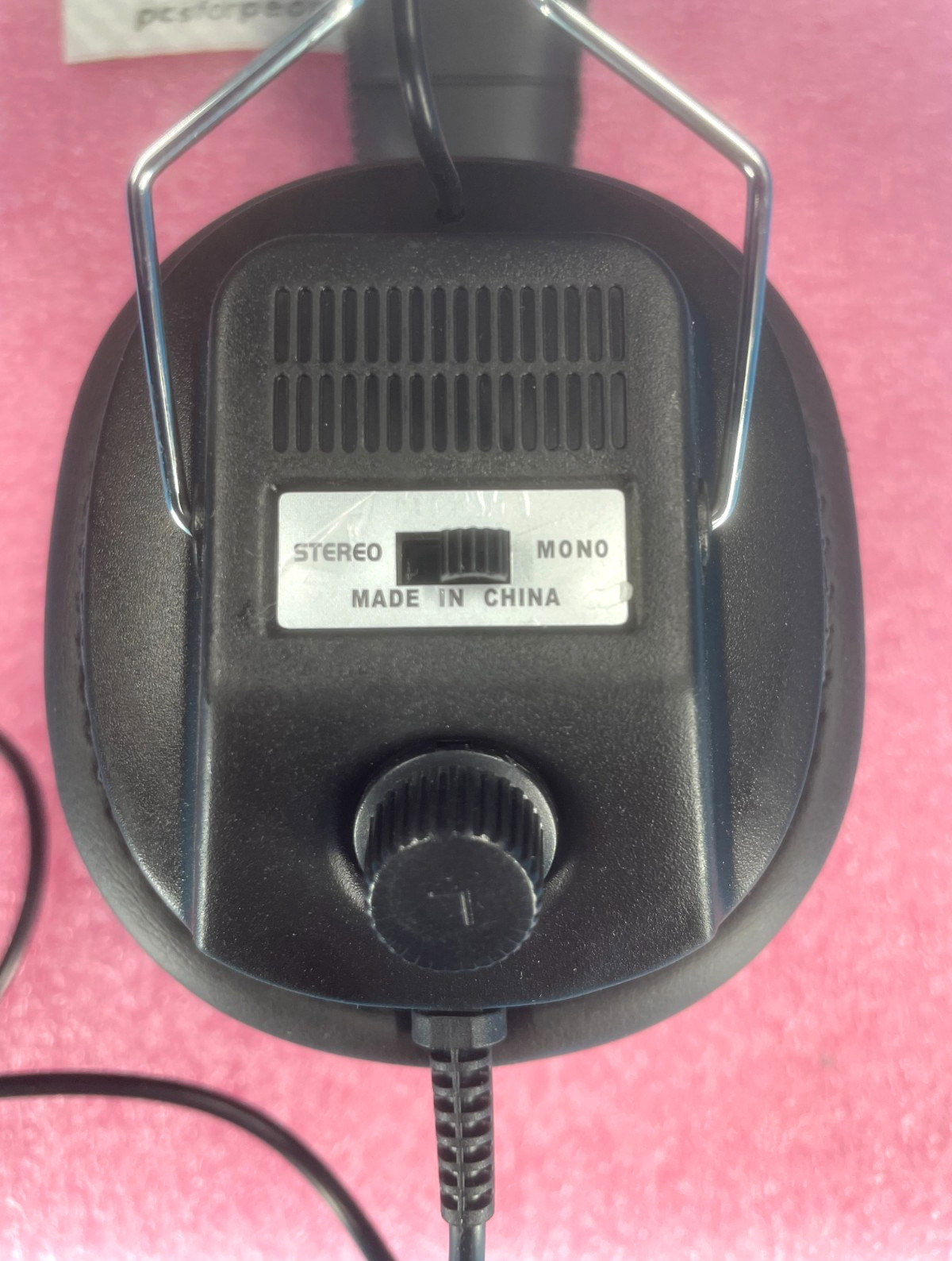 Califone 3068AV Noise reducing Mono Headphone with 3.5 mm Plug & Adapter, Black