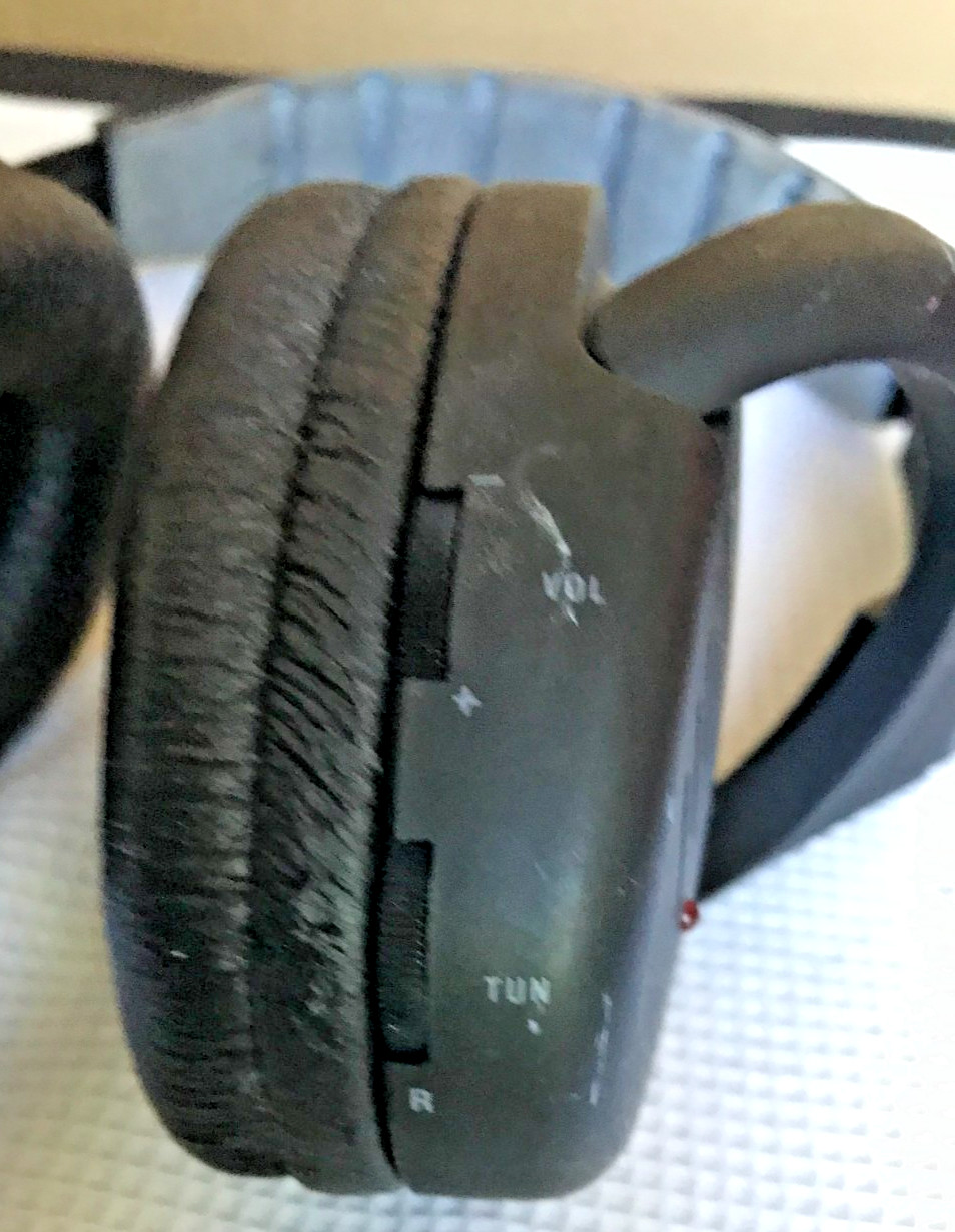 Set of three earphones: Labtec MP350, Recton & Sony, NOT tested & May Not Work