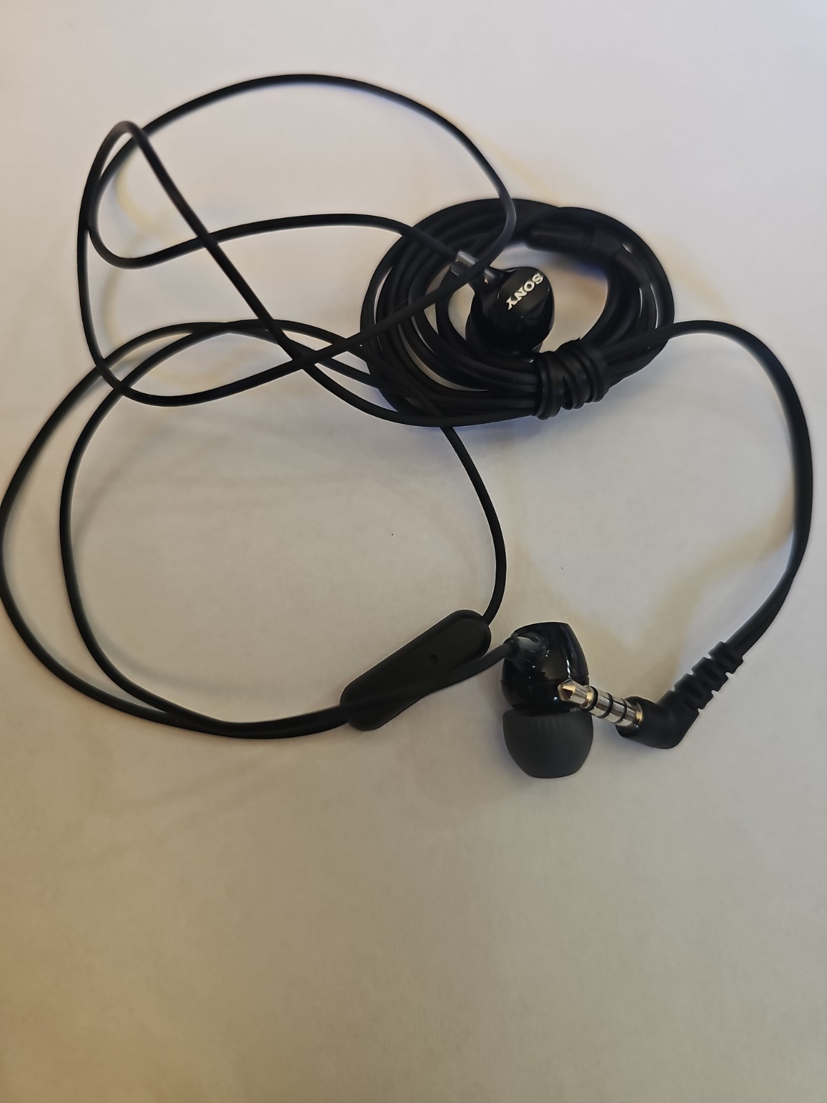 Sony MDREX14AP Headset Ear Bud Headphones MDR-EX14AP Black