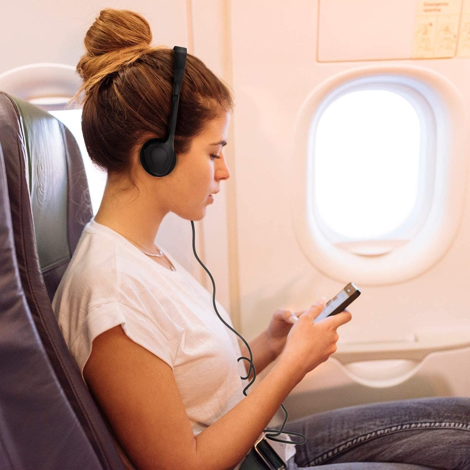 Lightweight Black Classroom Headphones – 10 Pack, Ideal for Libraries & Offices