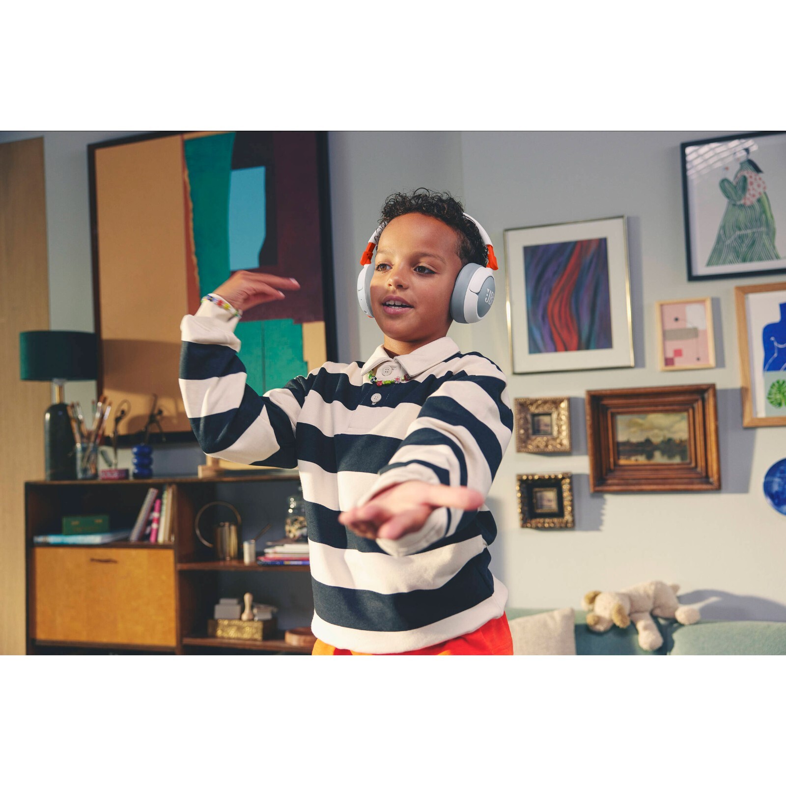 JBL Junior 470NC Noise-Canceling Bluetooth Over-Ear Headphones for Kids (White)