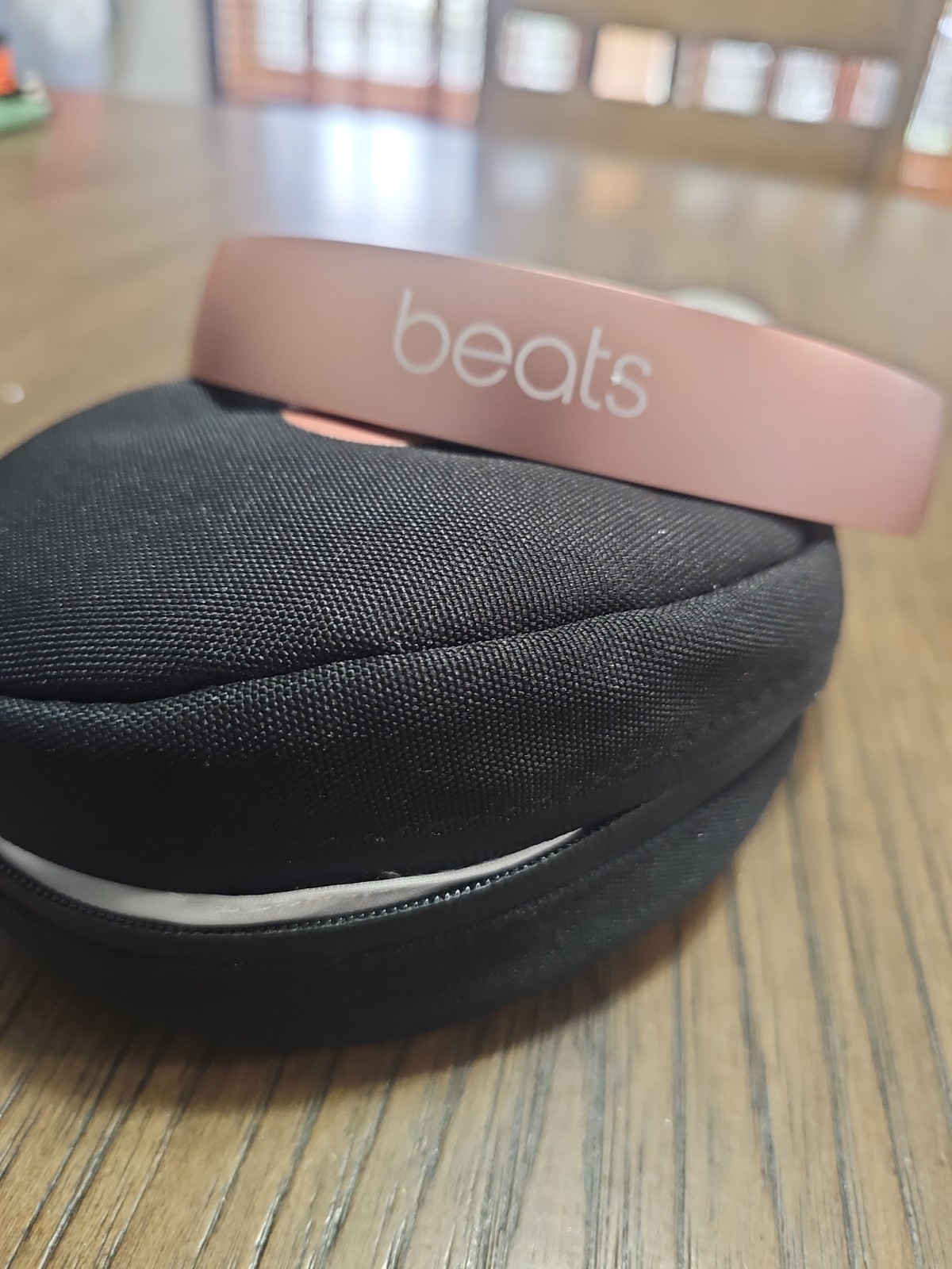 Beats by Dr. Dre Beats Solo3 Wireless On-Ear Headphones – Rose Gold! Works Great