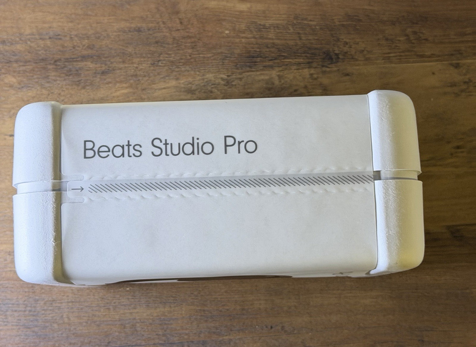 Beats Studio Pro – Wireless Over-Ear Headphones Deep Brown MQTT3LL/A – NEW