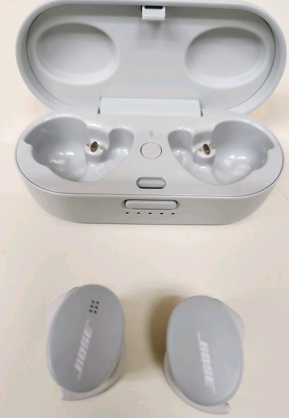 Bose Sport Earbuds Bluetooth Wireless Earbuds w/ Charging Case – White/Gray –…