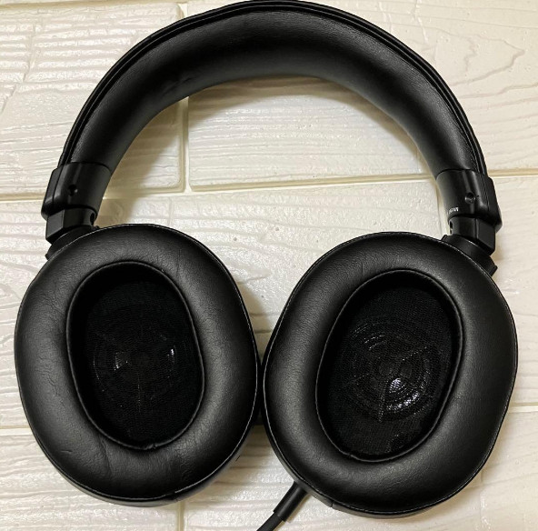 SONY MDR-M1ST Hi-Res 24 ohm Closed-back Studio Monitor Headphones Black Used JP