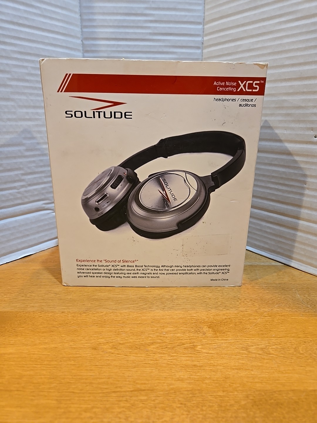 Solitude XCS Noise Cancelling Headphones & Carrying Case New Batteries Tested