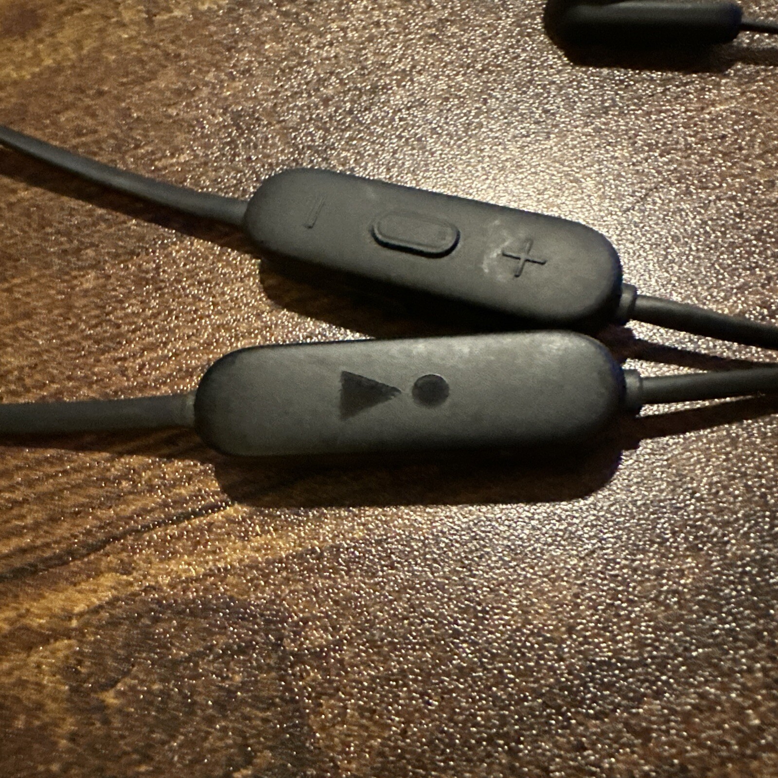 JBL Lifestyle Tune 205BT in-Ear Bluetooth Earphones Black