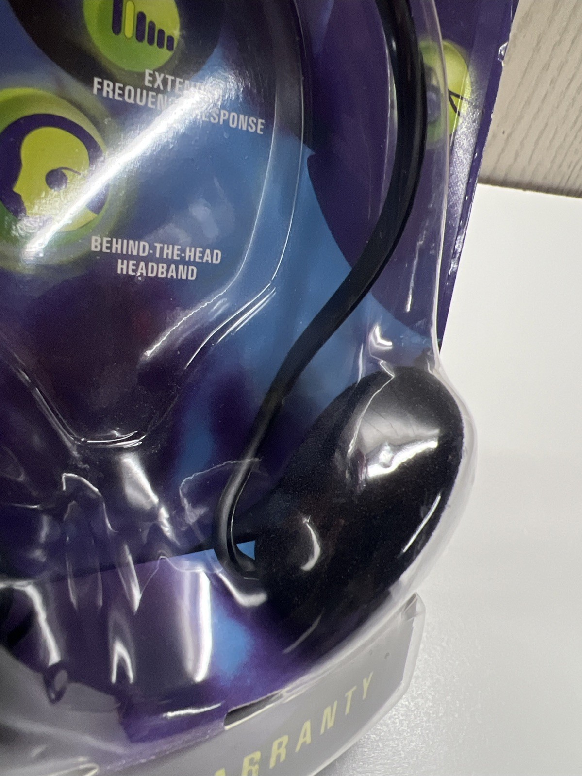 Vintage KOSS HEADPHONES KSC11 New Sealed Behind The Headband Lightweight HTF