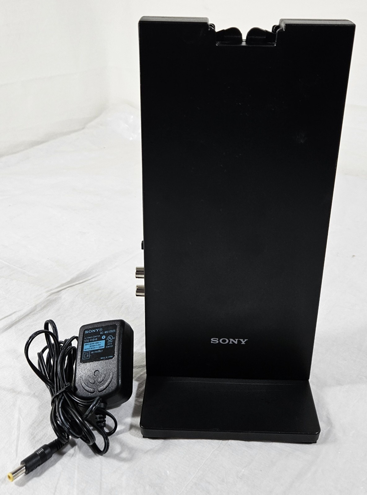 Sony TMR-RF985R RF Stereo Transmitter Headphone Charging Dock w/ Power Adapter
