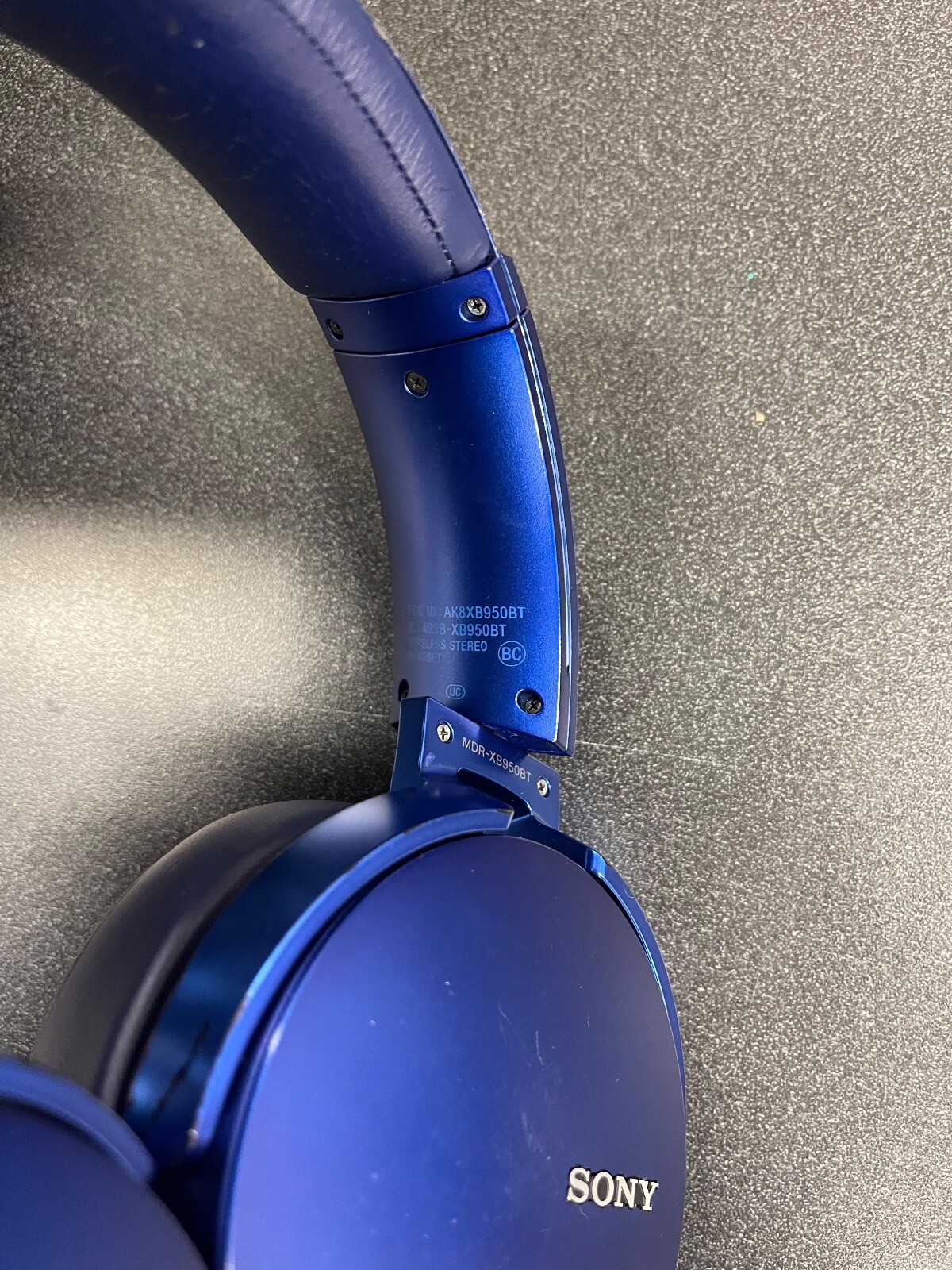 Sony MDRXB950B1 Over the Ear Wireless Headphone – Blue
