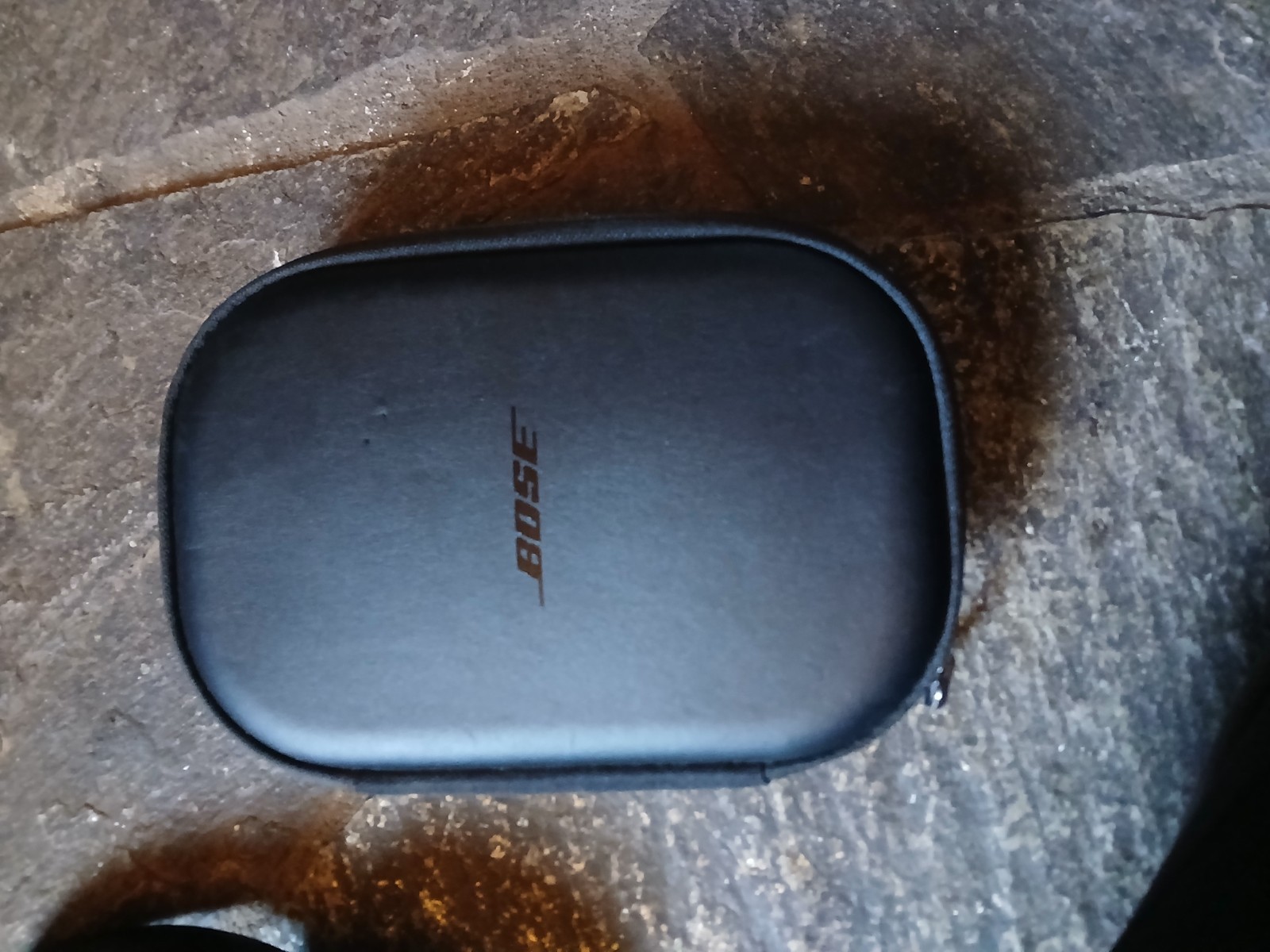 Bose QuietComfort SE Wireless Around-Ear Noise-Cancelling Headphones, Black