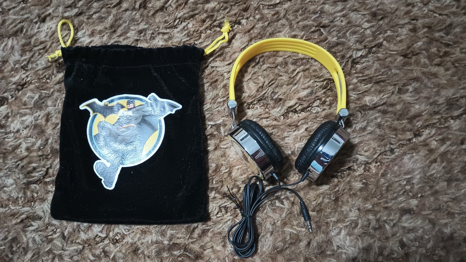 2018 Megatoys Batman Headphones With Carrying Case WORKS! Looks & Sounds Great!