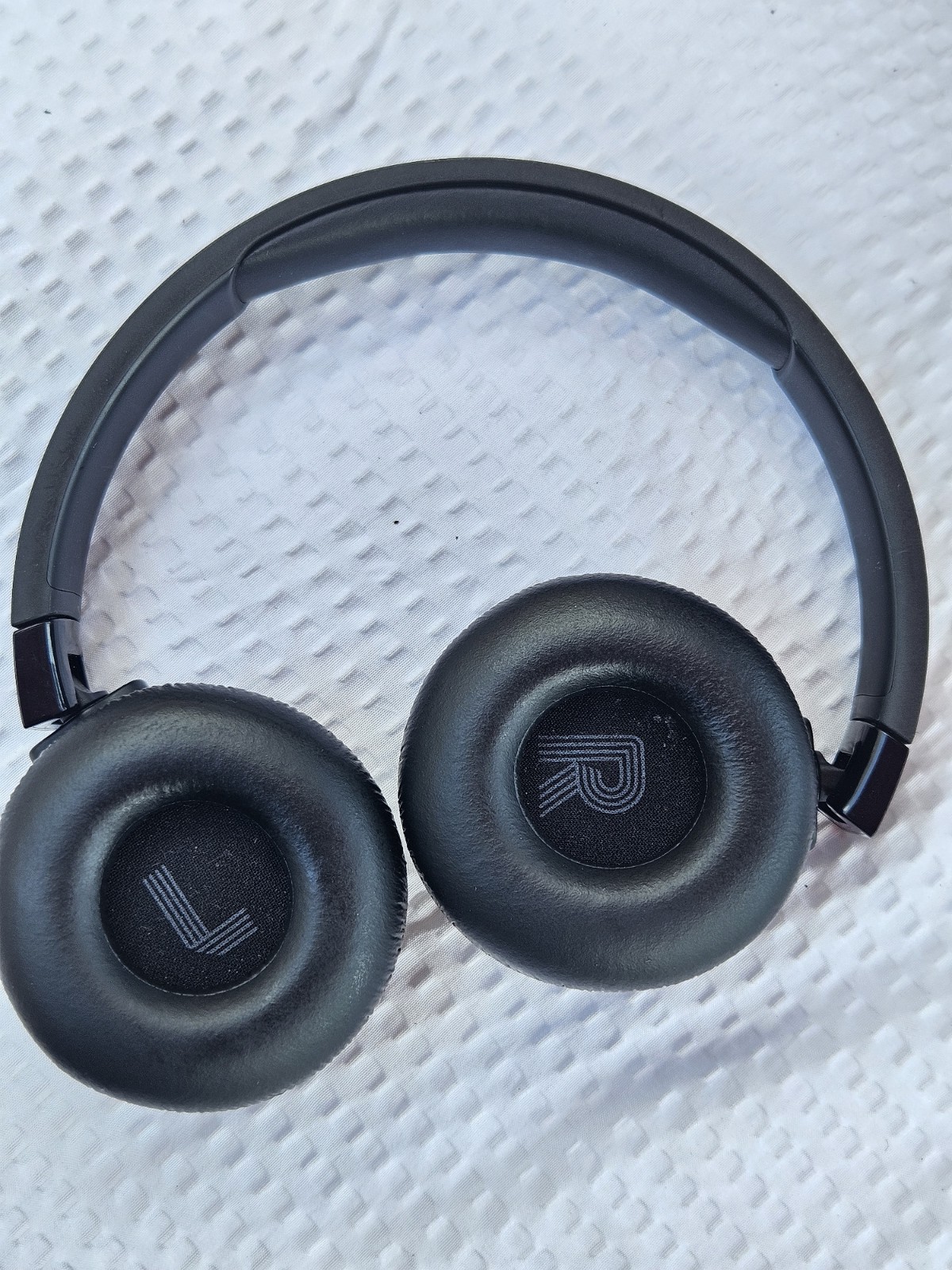 JBL Tune 670NC Wireless Over-Ear Headphones Bluetooth ANC Mic Noise Cancelling