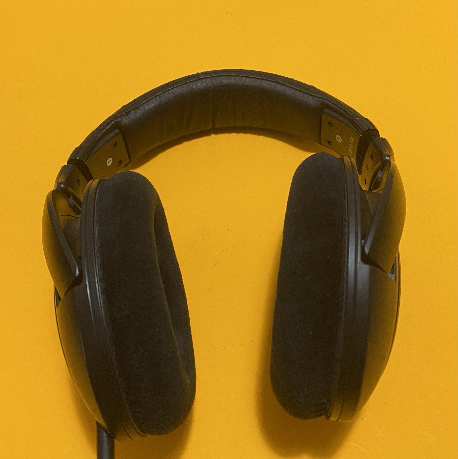 Sennheiser HD598Cs Over-Ear Headphones Working READ Description