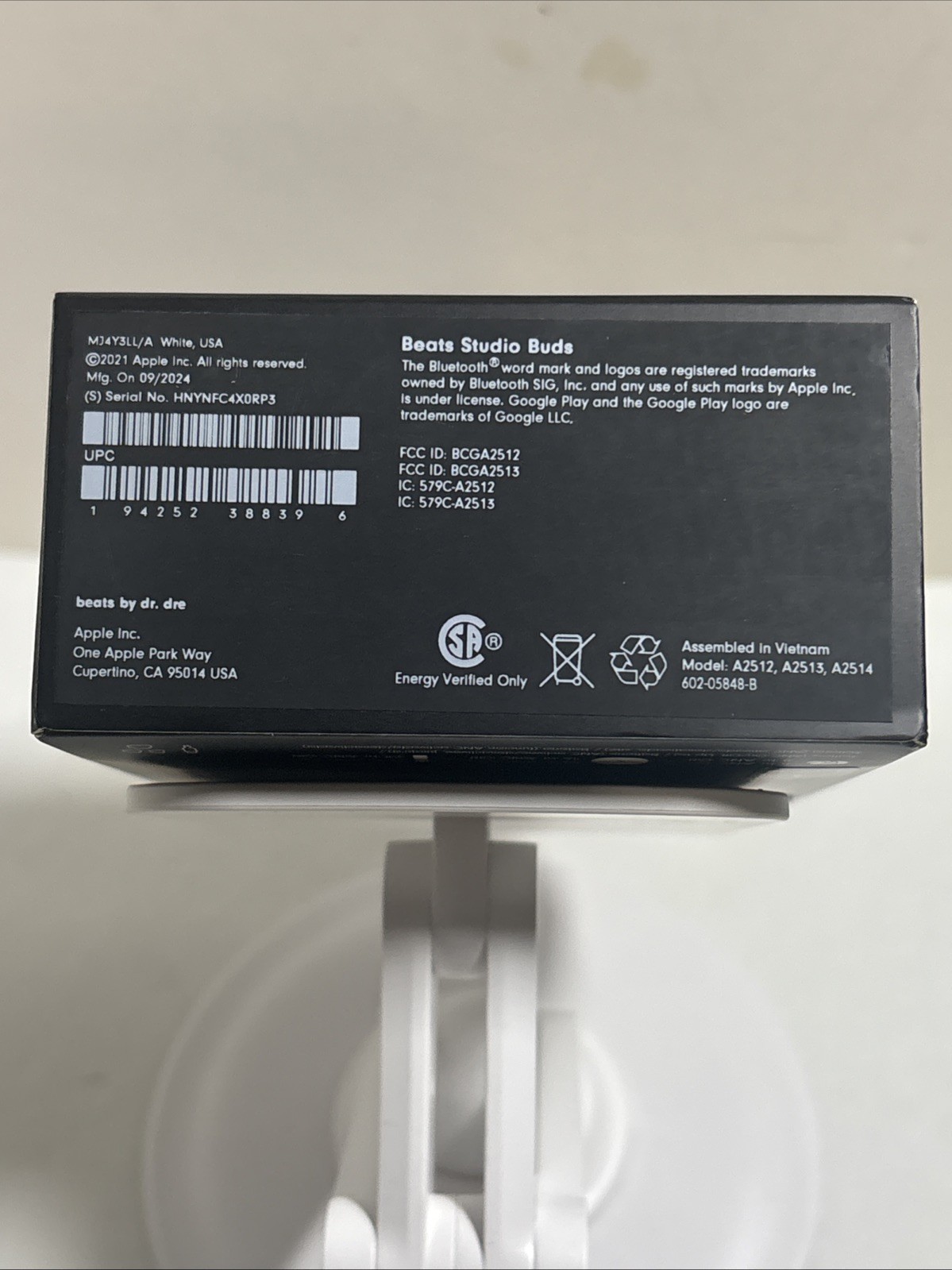 Beats by Dr. Dre Studio Buds – White Brand New Sealed In Box NIB Ear Headphones