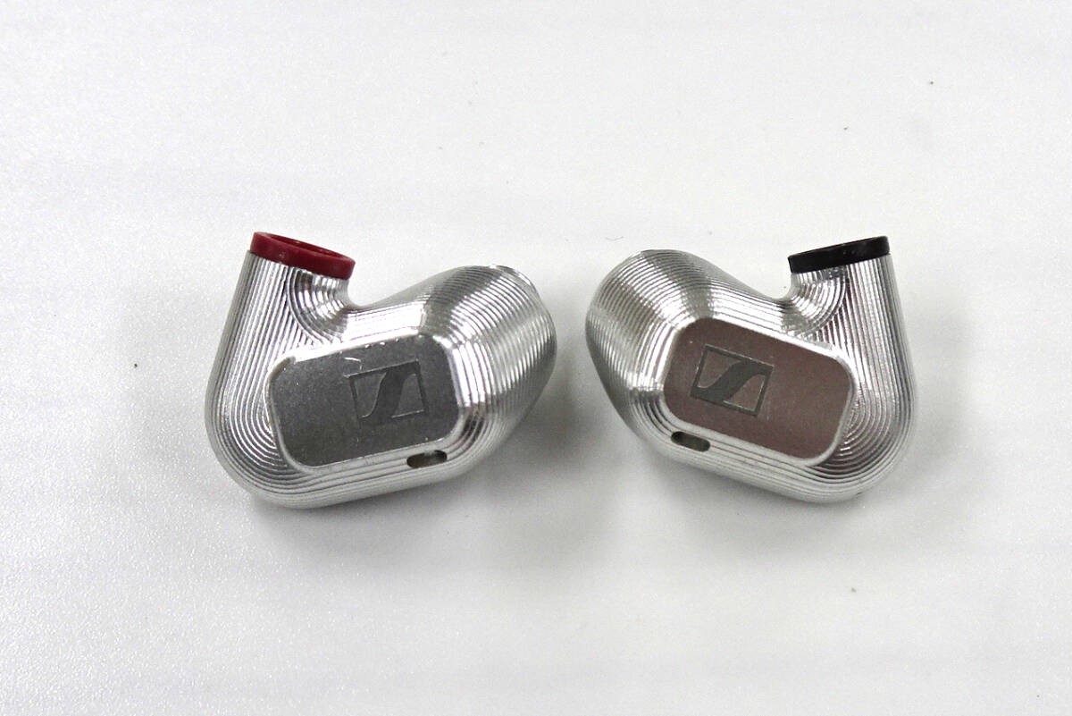 Sennheiser IE 900 Wired Audiophile Headphones Silver Confirmed Operation Used
