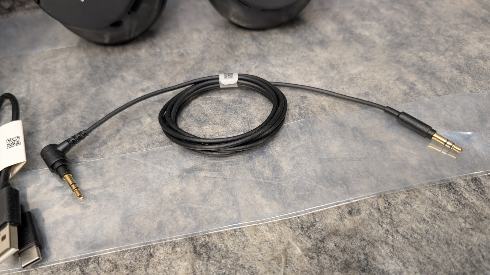 Sony WH-CH720N Noise Canceling Wireless Headphones “HBO Max” ?New?