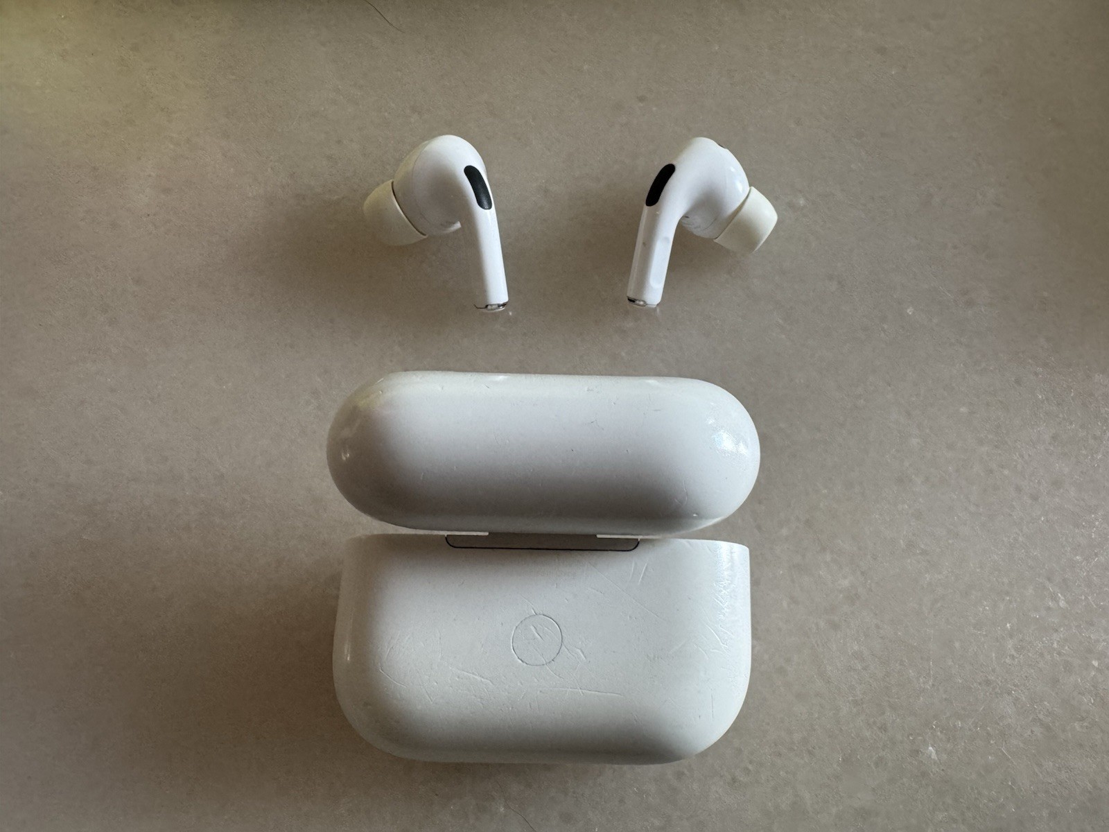 Apple AirPods Pro 2nd Gen Earbuds W/ Wireless MagSafe Charging Case (Lightning)