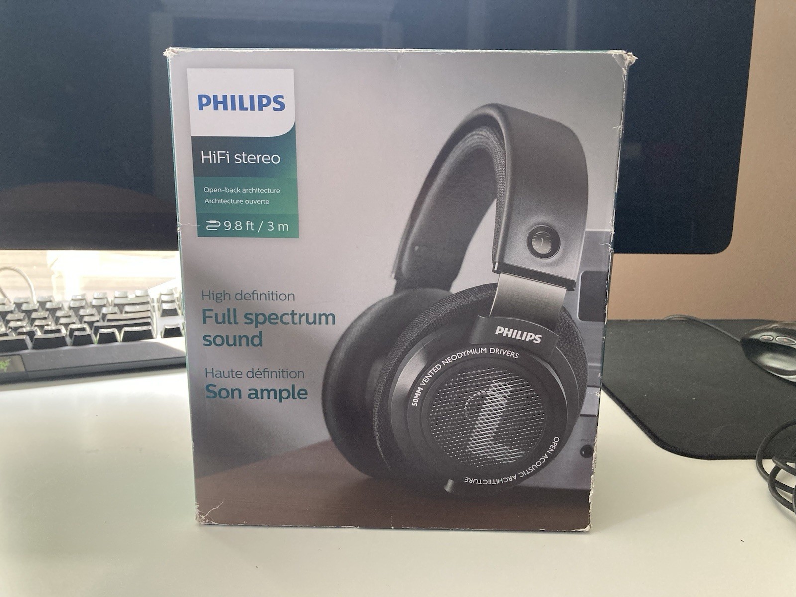 Philips SHP9500 Black HiFi Stereo Over-Ear Wired Headphones