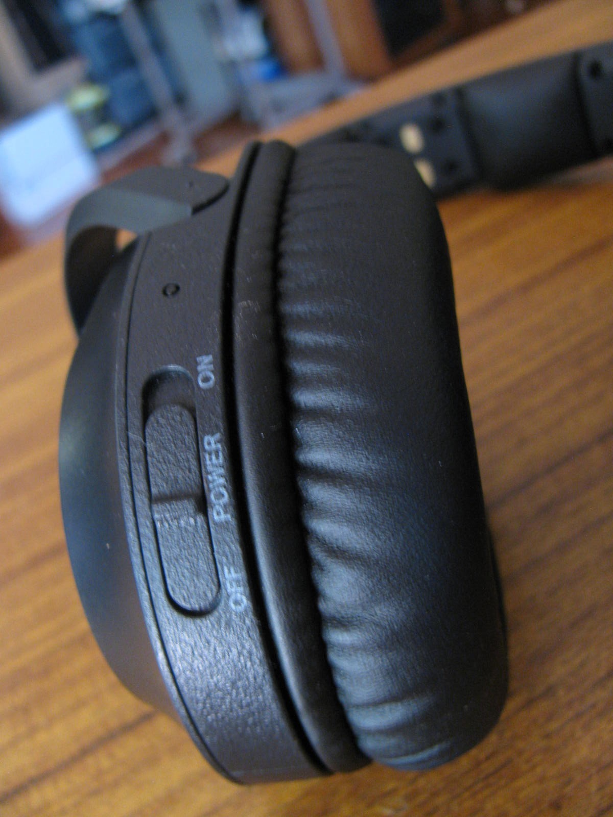 Sony WH-RF400R Wireless Home Theater Headphones Great Working Condition