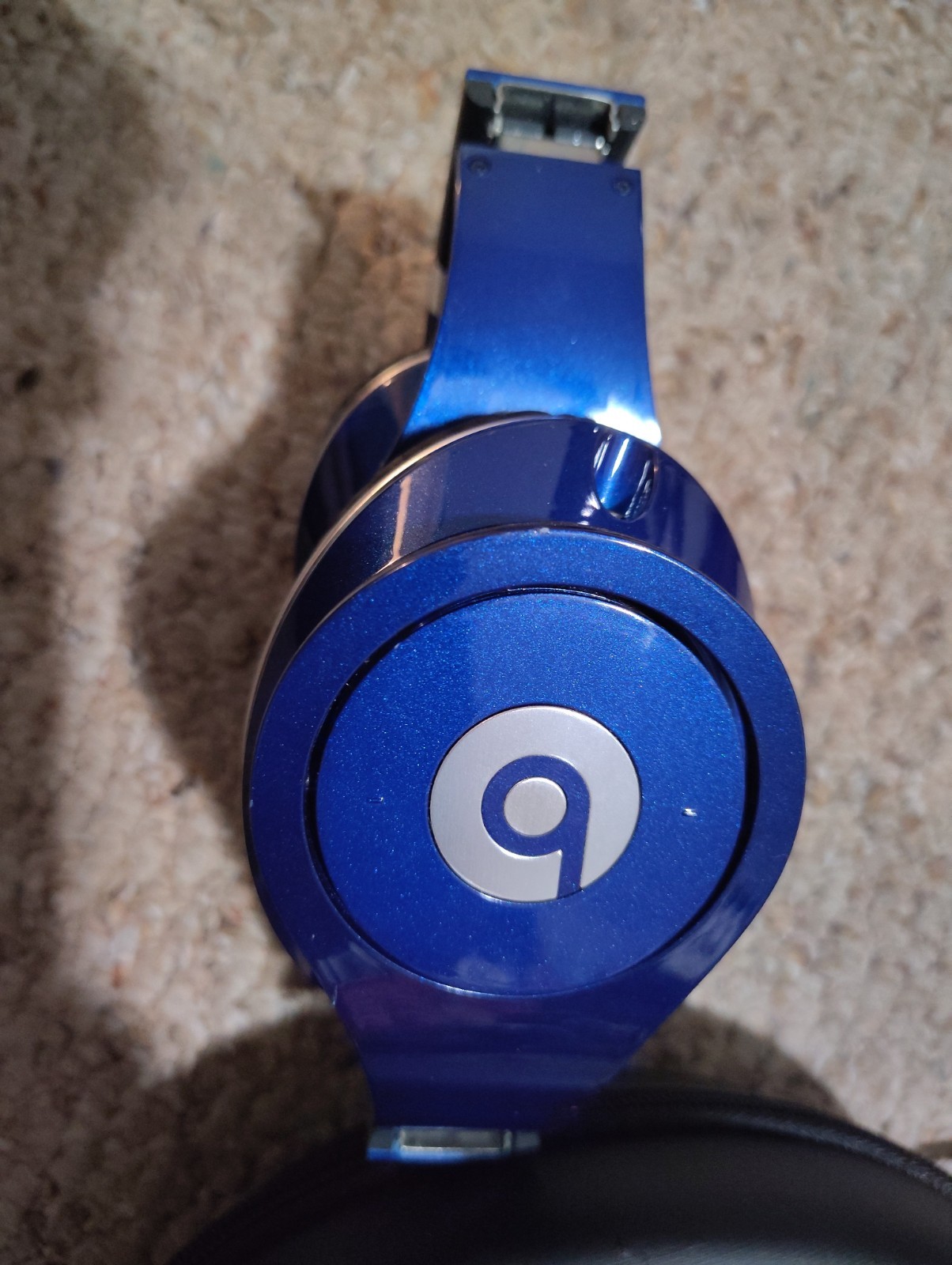 Beats by Dr. Dre Studio 1st Gen Blue Wired Headphones With Case