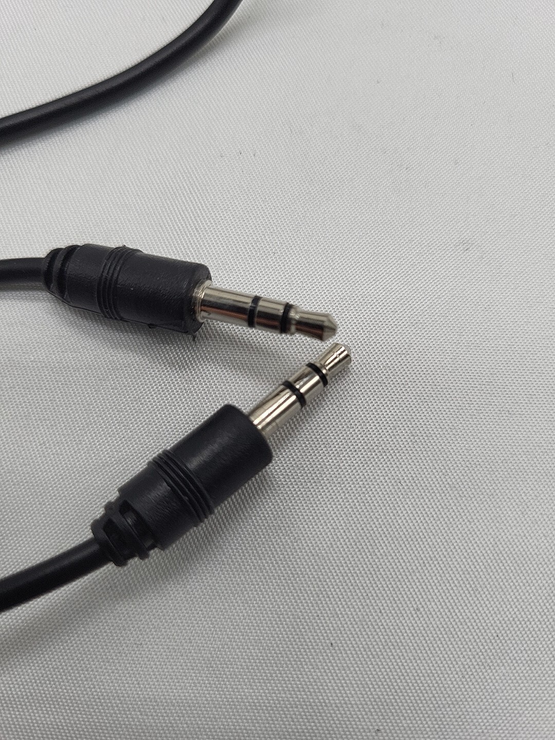 Maxell NC-IV Superior Noise Cancellation Headphones Tested Work Great