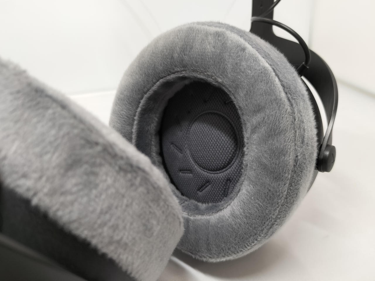 Beyerdynamic DT 900 PRO X Open-Back Studio Headphones 48Ω, 5Hz-40kHz Frequency