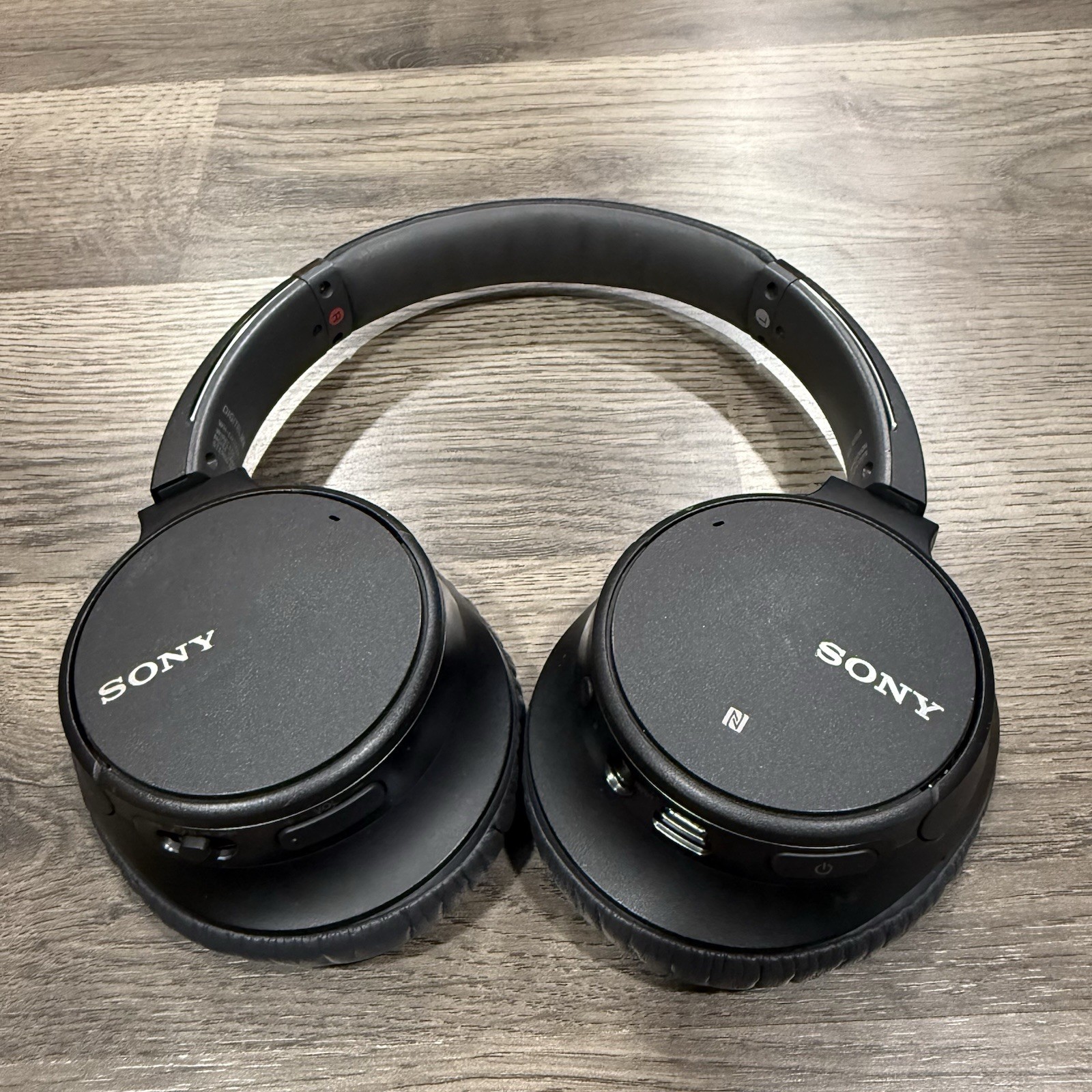 SONY WH-CH700N Wireless Noise Canceling Over-the-Ear Headphones WORK GREAT READ